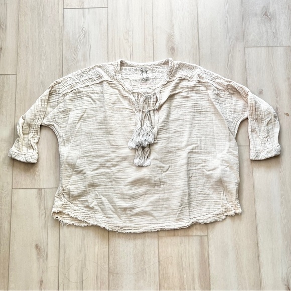 Johnny Was Lightweight Loose Fit Long Sleeve Blouse w/ Tassel Details Sz Medium - Picture 1 of 4